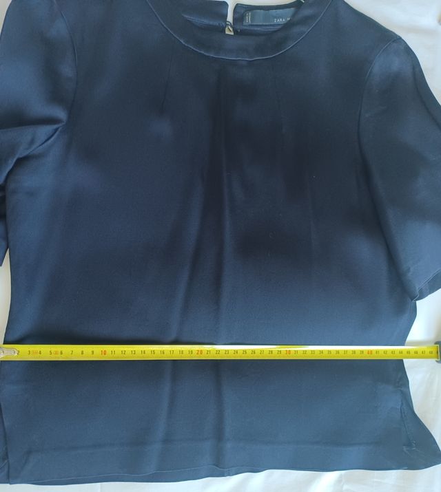 Blusa satinada de Zara