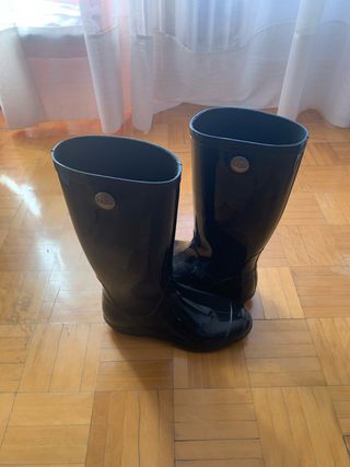 Botas de Agua Nuevas sin uso.