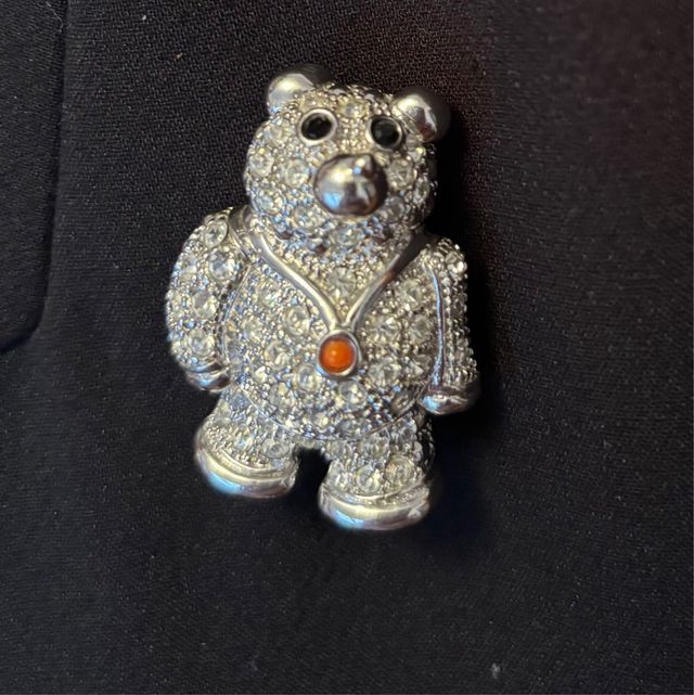 Broche oso de plata