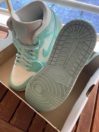 Nike Air Jordan 1 Mid