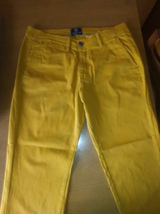 2 pantalones chinos. Talla 42. GPA