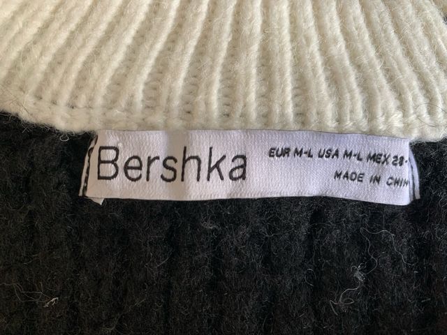 Jersey de Bershka. Talla M/L
