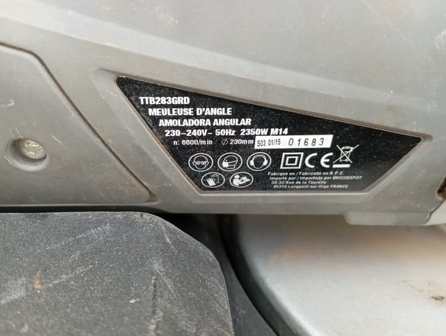 Amoladora Titán 2350W