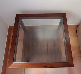 Mesa baja salón o esquinera.