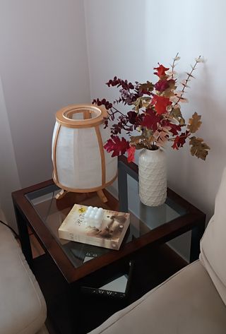 Mesa baja salón o esquinera.