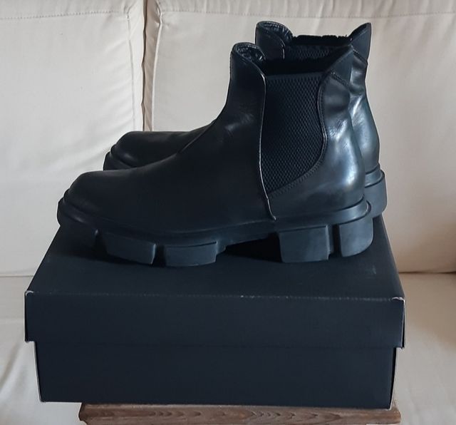 Stivaletti donna nr 40