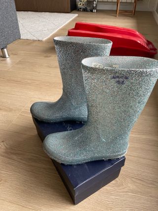 Botas para agua niña. Talla 3 UK. 36 EU