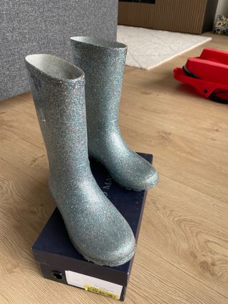 Botas para agua niña. Talla 3 UK. 36 EU