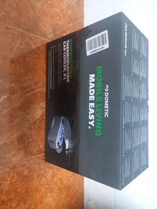 DOMETIC BordBar TB 08 Enfriador y calentador termo