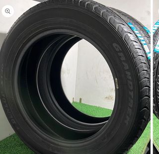 225 60 18 100H DUNLOP GRANDTREK