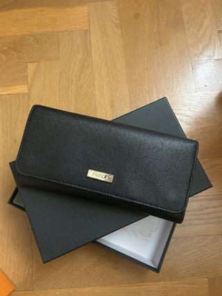 Billetera Furla