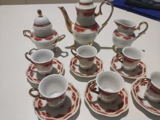 Servizio da caffè in porcellana giocattolo vintage