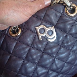 Bolso de piel de Purificación García