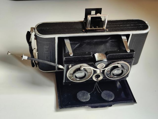 Lumiere Sterelux Model 1, Francia 1933 