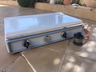 Camping stove with gas