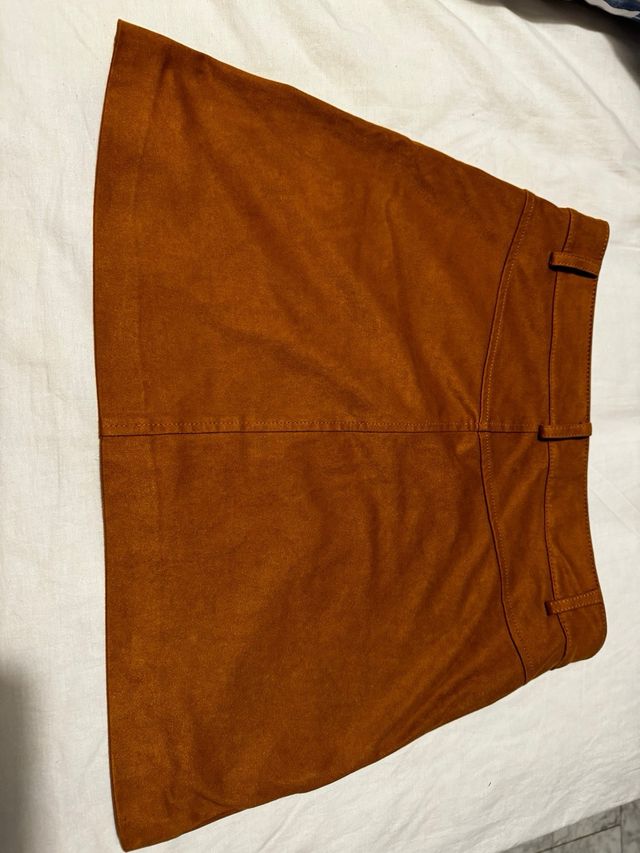 Falda Zara TRF camel