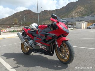 HONDA CBR 954 Re re