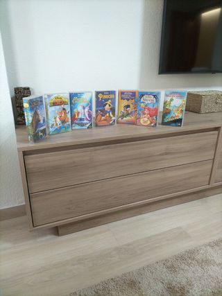 DVD y CIntas Video UHD