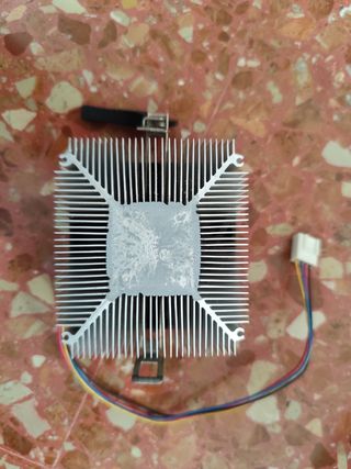AMD Athlon con disipador