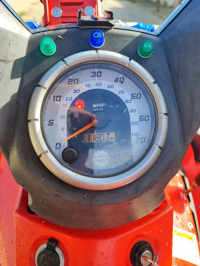 Atv bombardier outlander 400