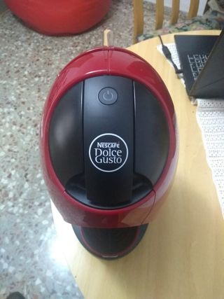 Cafetera Nescafé dolce gusto