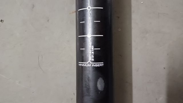 Tija Aero Pro Stealth Evo Carbono 31,6mm 350mm