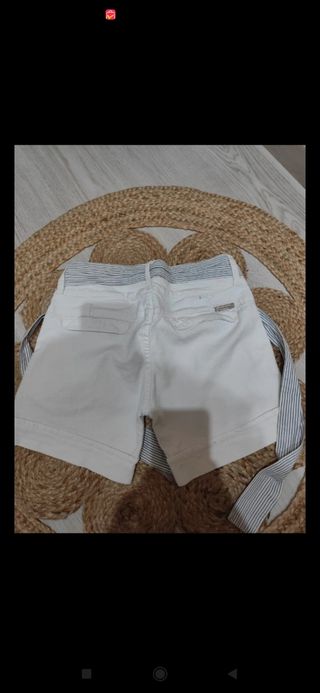 Pantalón corto blanco Stradivarius