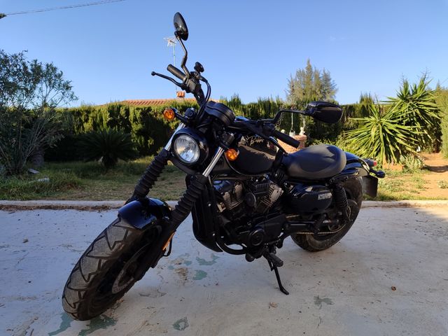 Hyosung gv 125 s bobber