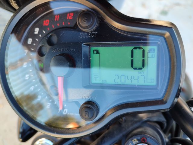 Hyosung gv 125 s bobber