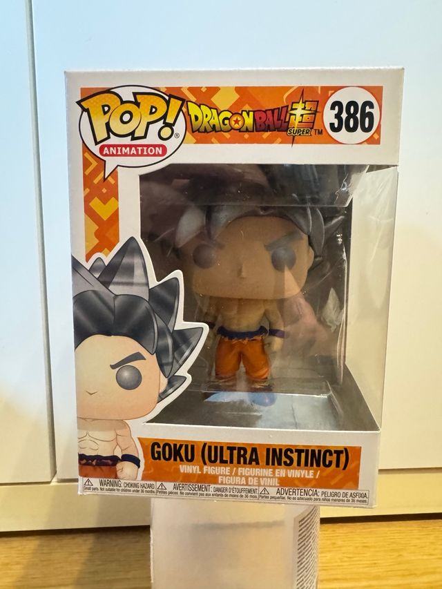 Funko pop dragon ball goku ultra instinct 386