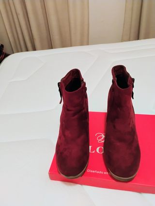 BOTINES DE PIEL VUELTA 