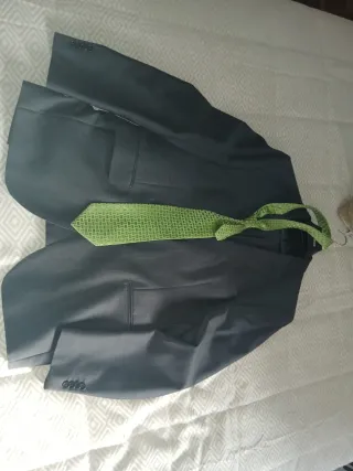 Traje gris caballero