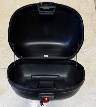 Z750S Soporte Base y Baul