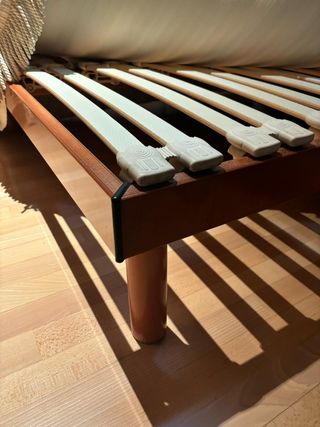 Somier de madera maciza