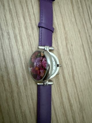Reloj pulsera con tapa