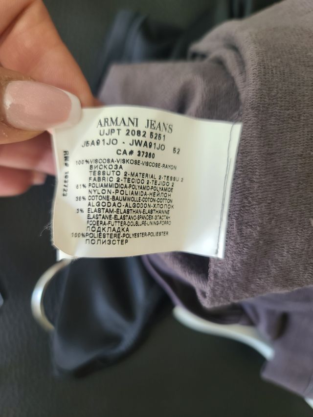 Vestido Armani morado