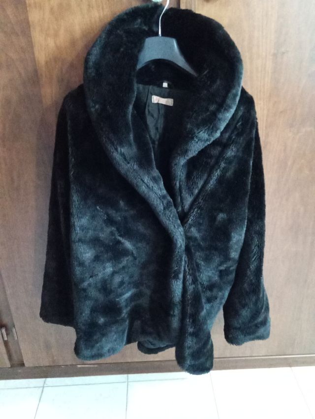 Pelliccia ecologica donna