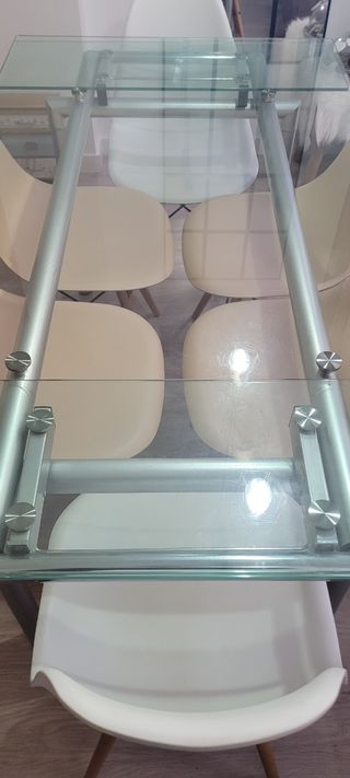 Mesa de cristal extensible