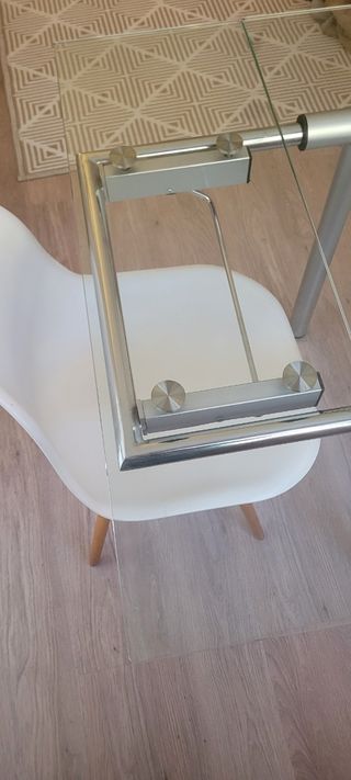 Mesa de cristal extensible