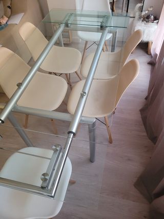 Mesa de cristal extensible