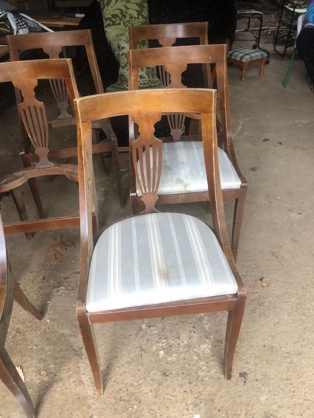 Mesas y sillas vintage