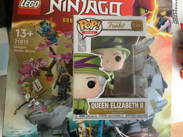 Funko pop Queen Elizabeth II
