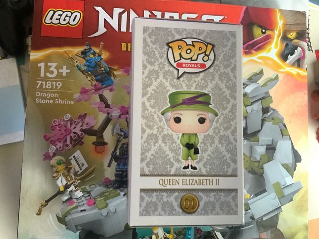 Funko pop Queen Elizabeth II