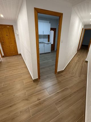 SE VENDE PISO CON ASCENSOR 