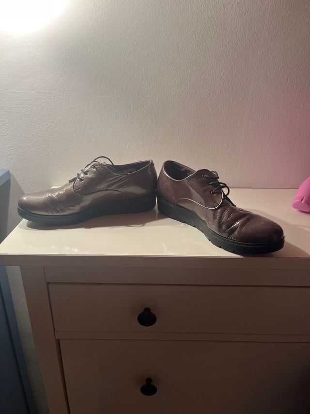 Zapatos charol piel 39