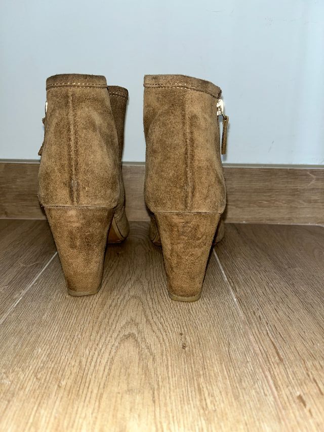 Botines de piel de Zara con tacón