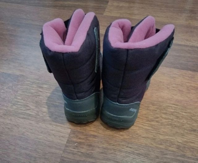 Botas nieve moradas talla 28
