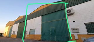 Nave Industrial en Olivares, Sevilla