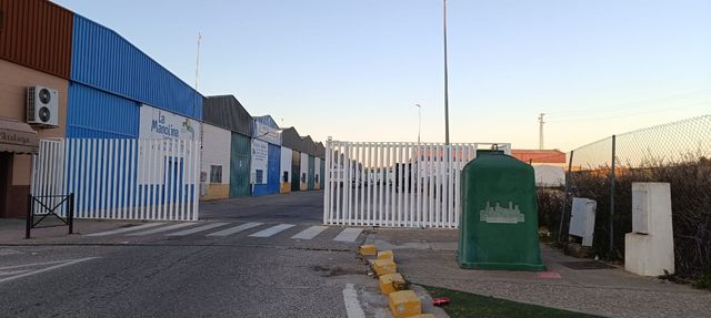 Nave Industrial en Olivares, Sevilla