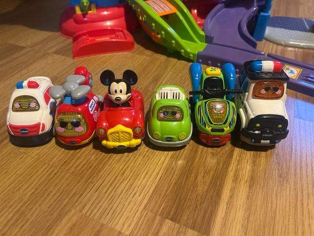 Pista coches juguete Tuc Tuc Bolidos